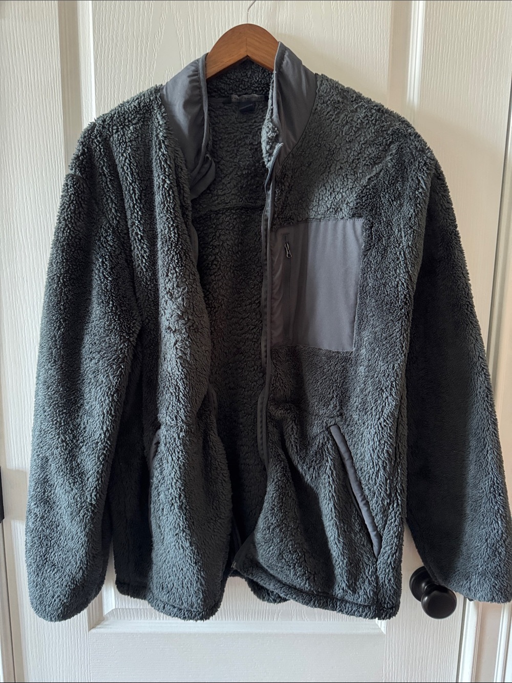 Men's Plush Sherpa Jacket - Charcoal Gray